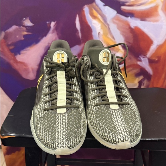Nike Sabrina 1 \